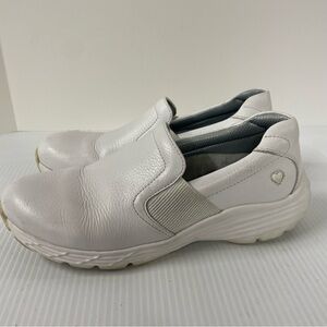 Nurse Mates Align Harmony White Pebble Leather Shoes Women’s Size 7.5M